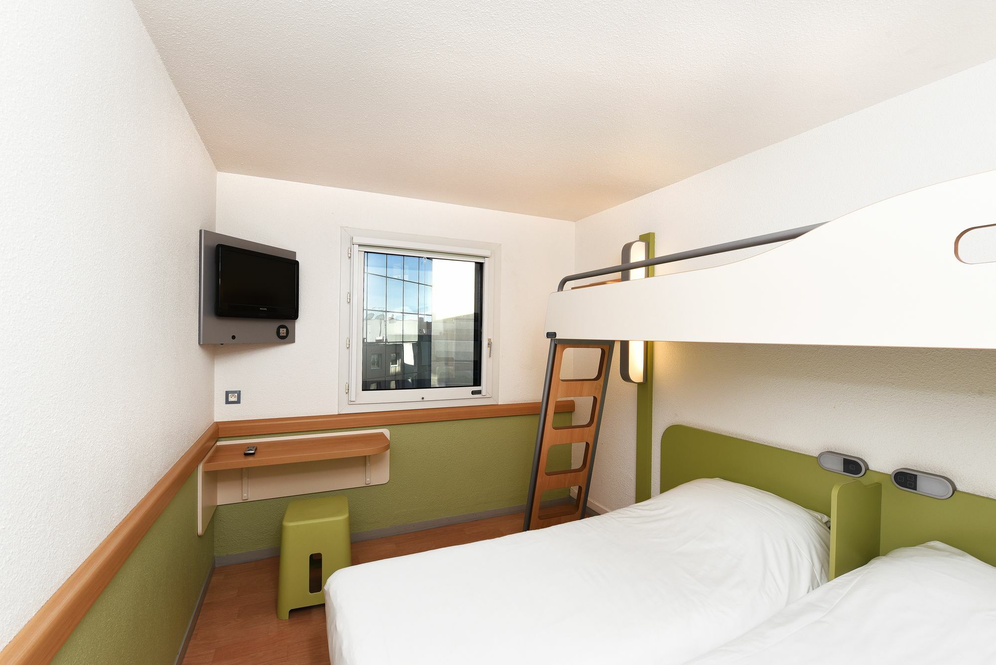 Hotel Ibis Budget Aeroport 2*